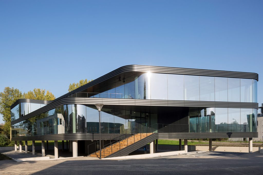 Vandaglas bv | IsoPerform Plug-in PCS Hendrik Ido Ambacht