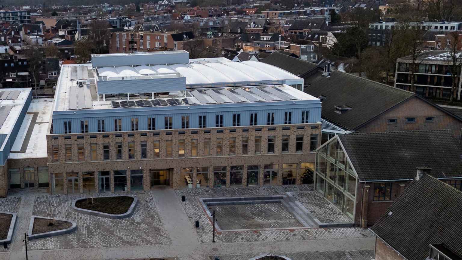 Vandaglas - Norbertus Lyceum Roosendaal