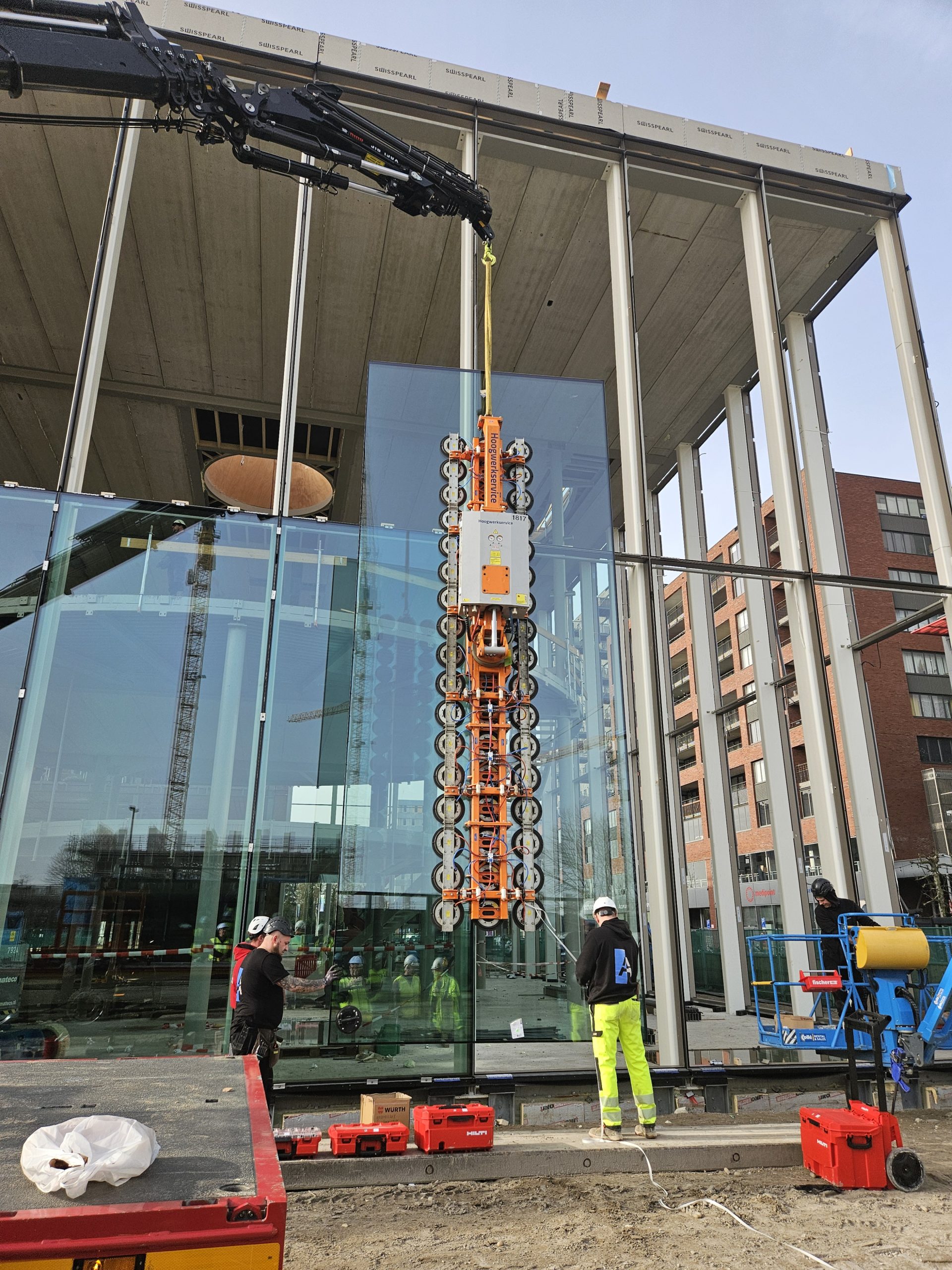 Vandaglas bv - Gemeentehuis Haarlemmermeer - XL glas - Jumbo ruiten